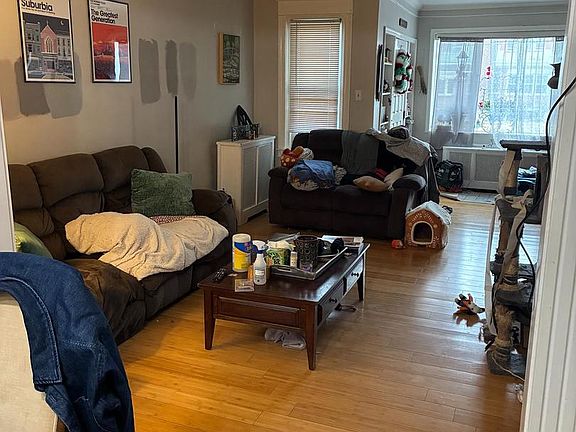 4th image of 3442 Friendship St