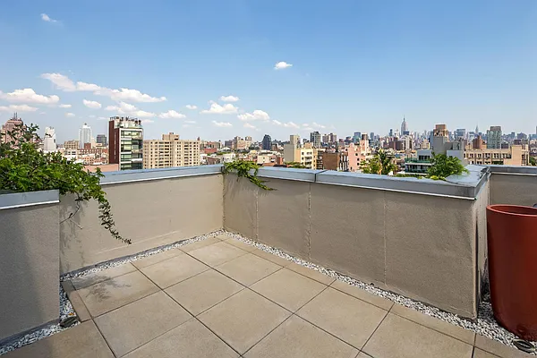 Sold by Keller Williams NYC | media 22