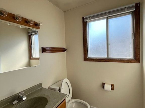 5th image of 2604-2608 Plymouth Ave #2604