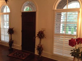 4060 Spalding Dr, Sandy Springs, GA 30350