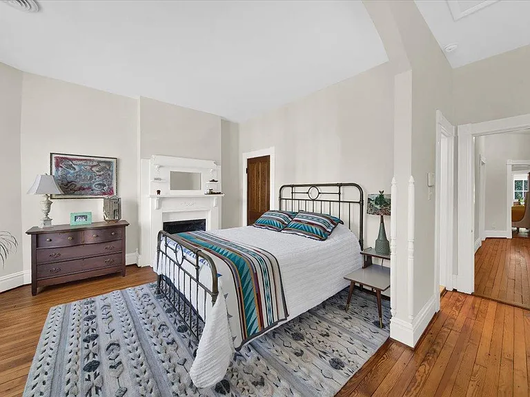 1527 Floyd Ave — Photo 35