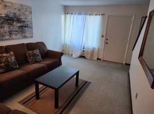 189 Kaynor Dr APT C, Waterbury, CT 06708