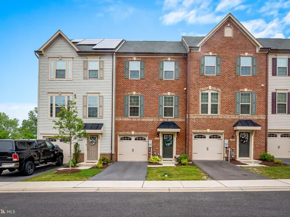 7916 N Gladden Farm Way, Hanover, MD 21076