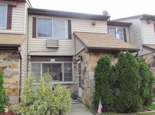 242 Corona Ave, Staten Island, NY 10306