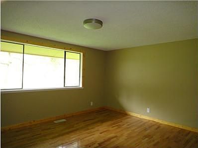2nd image of 20716 NE 116th St