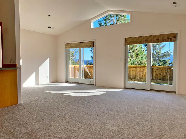 29 Annie Ln — Photo 3