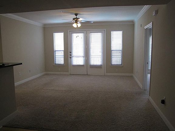 4th image of 2299 Lone Star Dr