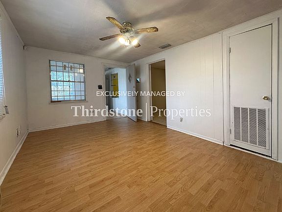5th image of 3317 Jones St