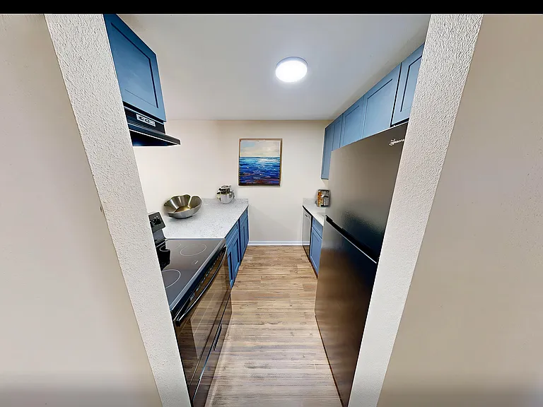 Tiger Den Apartments — Photo 44
