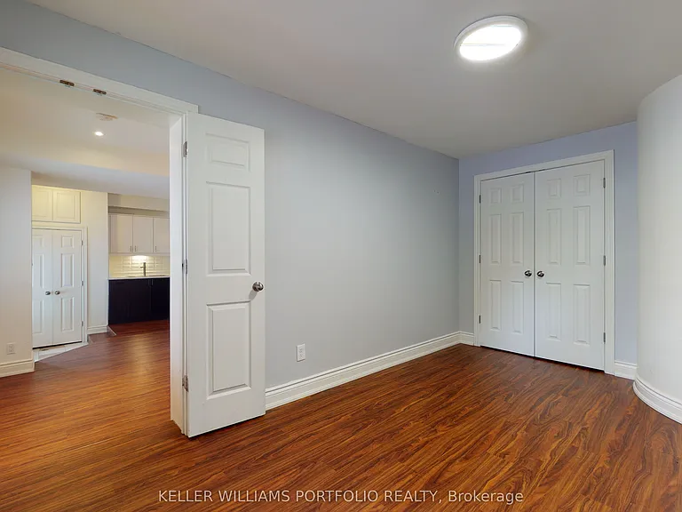 546 Eglinton Ave E #5 — Photo 28