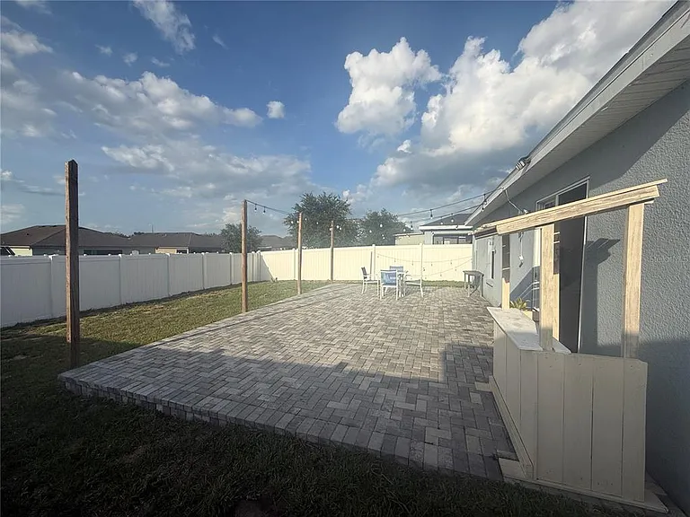 2671 Sanderling St — Photo 21