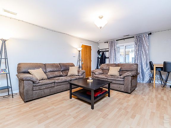 2nd image of 6625 N Northwest Hwy APT 301