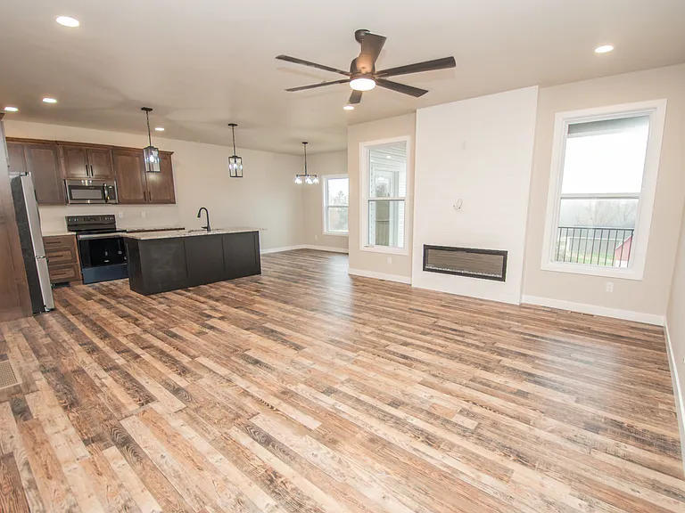7010 Route M — Photo 10