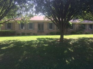 2368 Interlackin Cir NW, Cleveland, TN 37312