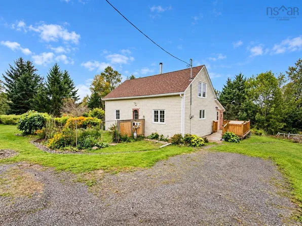 309 Highway 201, Moschelle, NS B0S 1A0