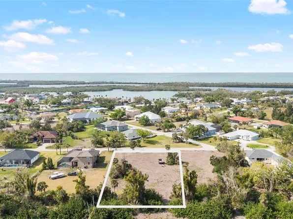 70 Spaniards Rd #7, Placida, FL 33946