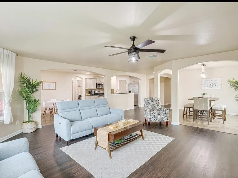 106 W Libra Dr — Photo 8