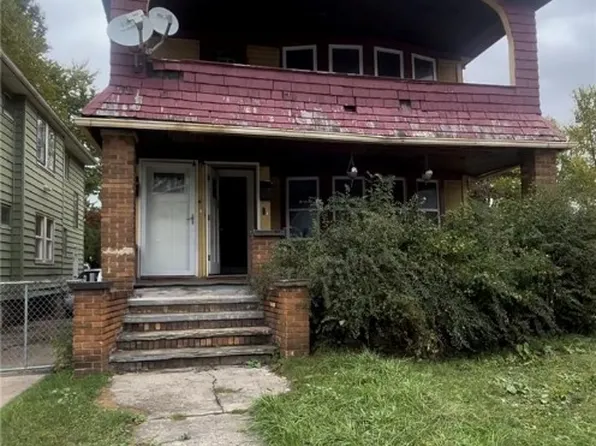 1721 Cliffview Rd, Cleveland, OH 44112