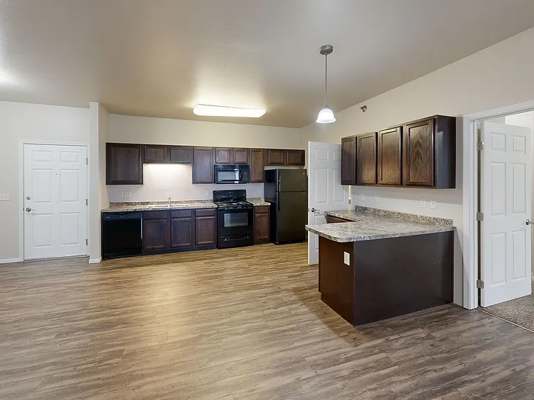 Burlington Apartments — Photo 40