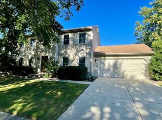 1525 Marquette Ave, Naperville, IL 60565