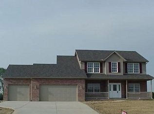 433 Macey Lake Rd, Metamora, IL 61548