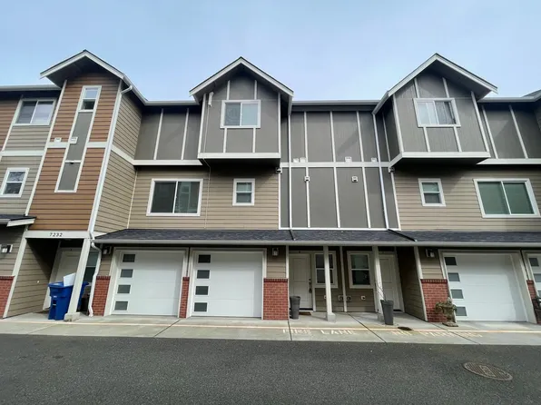 7232 212th St SW Unit B, Edmonds, WA 98026