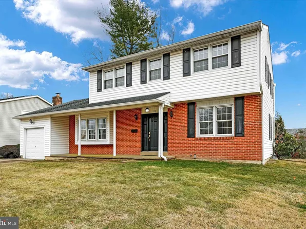 11 Fanwood Dr, New Castle, DE 19720