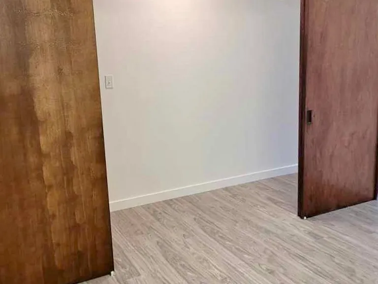 500 University Ave #305 — Photo 11