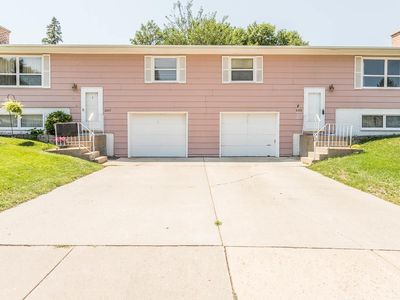 2105 S Marday Ave, Sioux Falls, SD, 57103