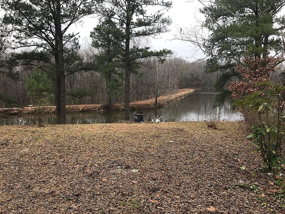 2nd image of 91 Lookout Point Cv