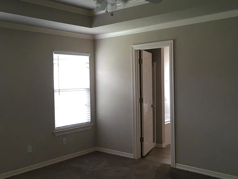 624 Golden Meadow Ave — Photo 7