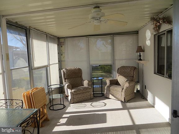 4th image of 21746 E St #14543