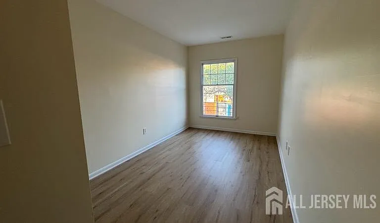 431-437 Main St #2A — Photo 7