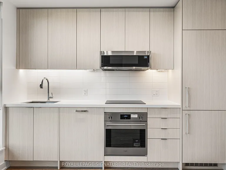 250 Lawrence Ave W #609 — Photo 13