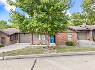 653 Oak Creek Ct, Jefferson City, MO 65101