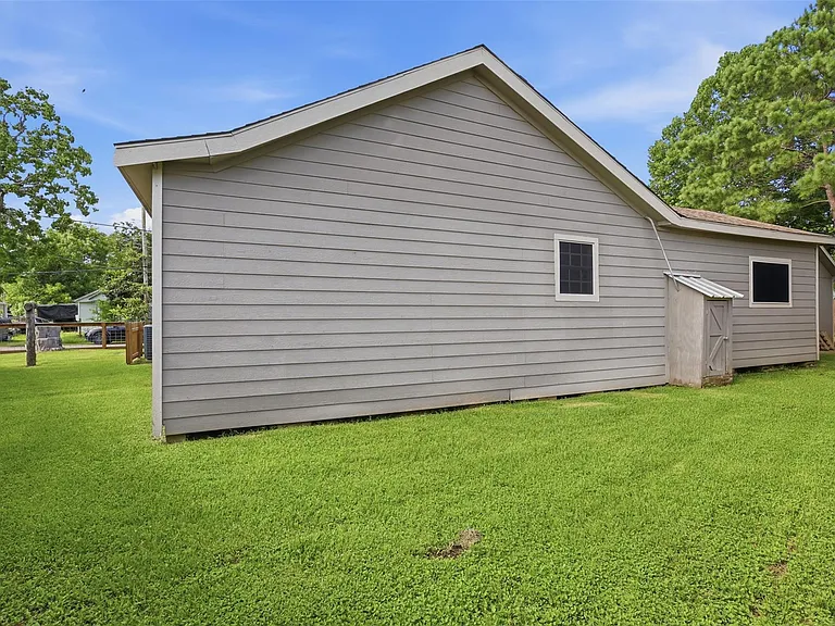 515 Riggs St — Photo 7