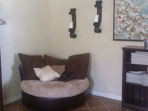 4th image of 4709 Percheron Dr