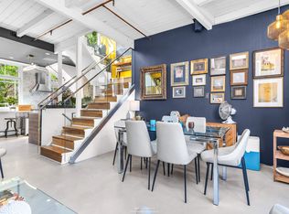 83 Alexander St, Vancouver, BC V6A 1B2