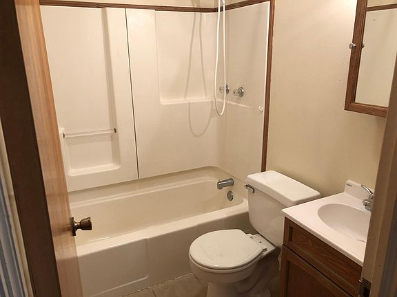 4th image of 1342 Moshier Ave