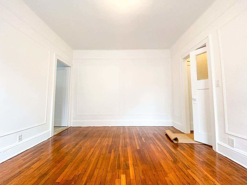 1st image of 34-11 33rd St #3R