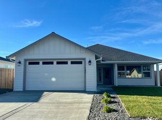 151 Ridge View Ct, Fortuna, CA 95540