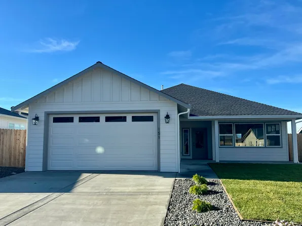 151 Ridge View Ct, Fortuna, CA 95540