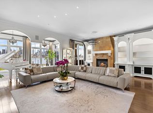 33 Regency Pl, Weehawken, NJ 07086