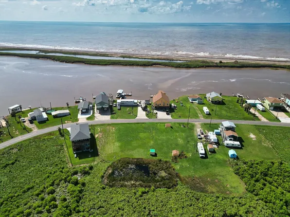 540 Private Road 675, Bay City, TX 77414