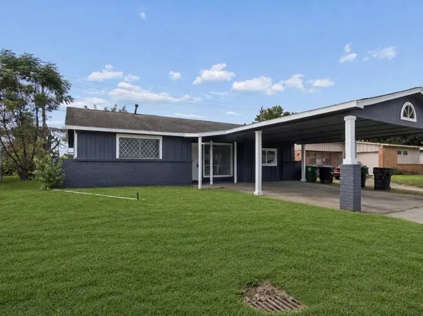 3313 Proswimmer St, Houston, TX 77088