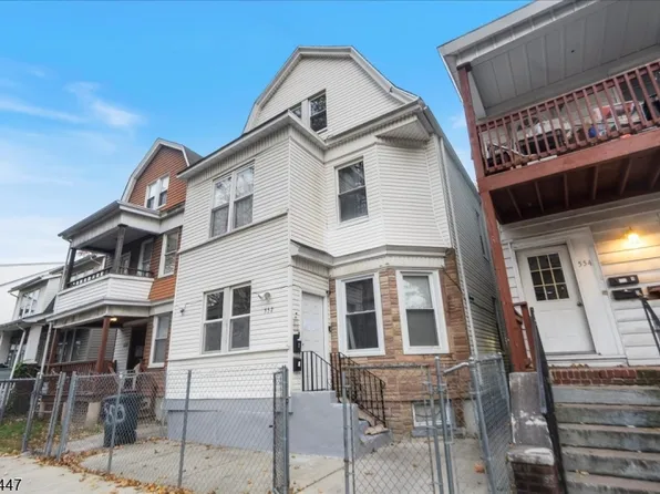 552 Norwood St, East Orange City, NJ 07018