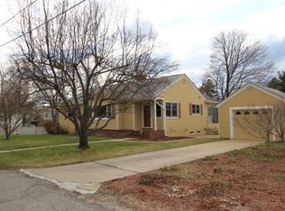 44 Champlain St, Manchester, NH 03102