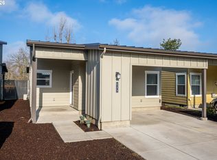 364 19th St, Springfield, OR 97477