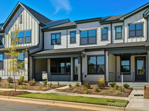 321 Ardmore Dr, Belmont, NC 28012