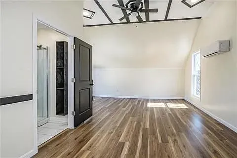 3 bed, 1875 sqft, $750 — Photo 1